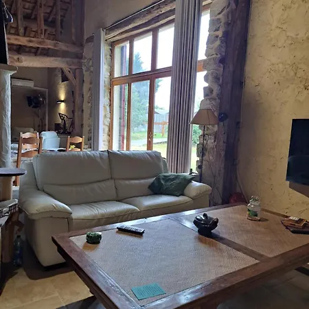 Maison d'hôtes Entre Adour Et Montagne Pouillon