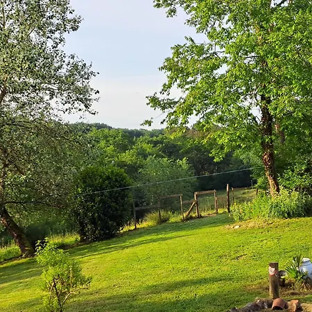 Entre Adour Et Montagne בית הארחה Pouillon
