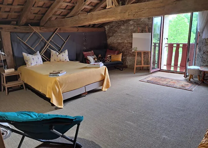 Entre Adour Et Montagne Affittacamere 4*